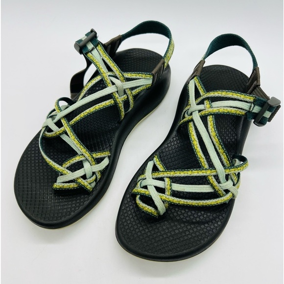 CHACO WOMENS GREEN STRAPPY SANDALS SIZE 8 - Picture 1 of 13